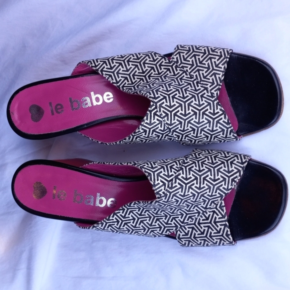 Le Babe Chunky Heel Slide in Shoes - Picture 1 of 10